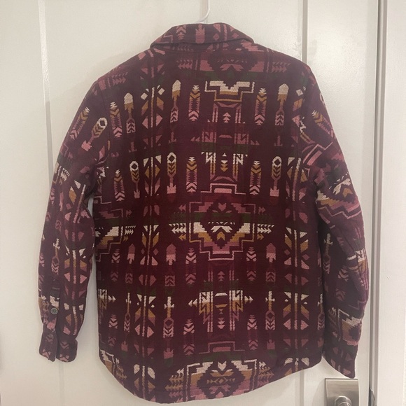 Ariat Western Aztec Maroon Purple Patterned Shacket Barn Jacket - Picture 9 of 9